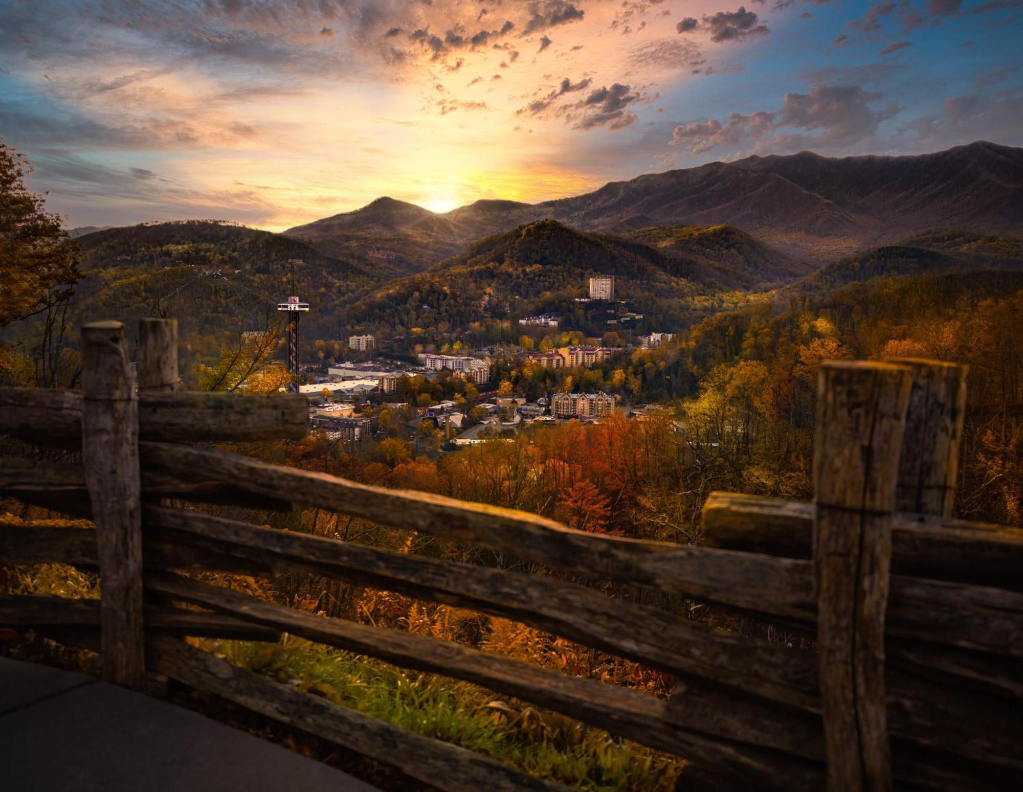 River Song, Near River, Hot Tub, Foosball, Wifi 1089 Free Tickets Each Paid Day, Dollywood And More Сев'єрвілл Екстер'єр фото